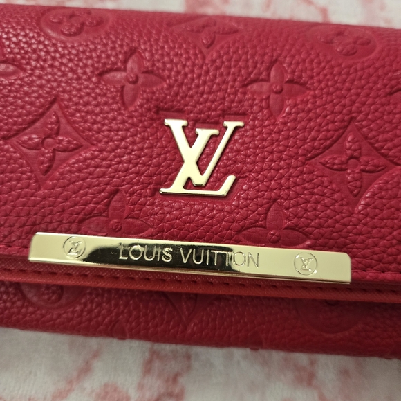 Red Women's Wallet - Picture 2 of 8